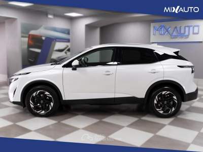 Nissan Qashqai 1.3 MHEV N-Connecta 2WD 158CV xtronic Bianco usata Latina