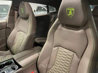 Lamborghini Urus 4.0 S 666 CV MY24 ( TAGLIANDI LAMBORGHINI ) Nero usata Alcamo