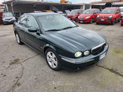 Jaguar X-Type 3.0 V6 24V cat Executive Verde usata Roma