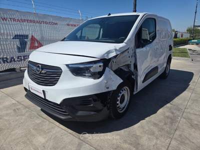 Opel Combo Cargo 1.5 Diesel 100CV S&S PC 650kg Edition Bianco usata Napoli