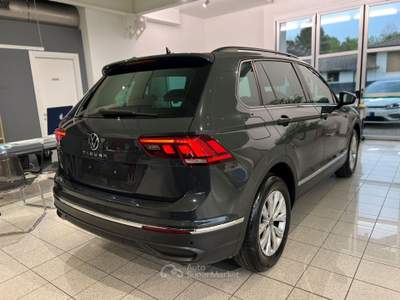 Volkswagen Tiguan Tiguan 2.0 tdi Life 150cv dsg Grigio usata Piombino Dese