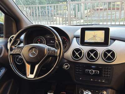 Mercedes-Benz Classe B vettura total black, super accessoriata e garantita Nero usata Sant'Omero
