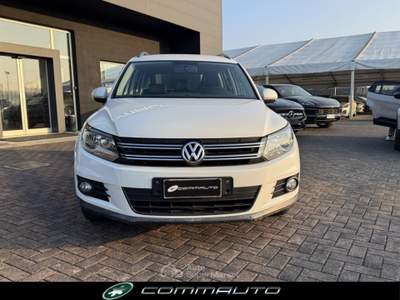 Volkswagen Tiguan 1.4 TSI 122 CV Cross BlueMotion Technology Bianco usata Quinto di Treviso