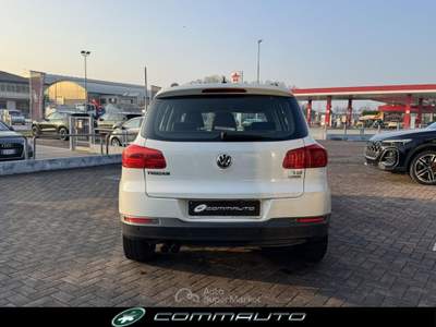 Volkswagen Tiguan 1.4 TSI 122 CV Cross BlueMotion Technology Bianco usata Quinto di Treviso
