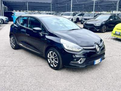Renault Clio TCe 12V 75 CV 5 porte Moschino Zen Nero usata Pieve di Soligo