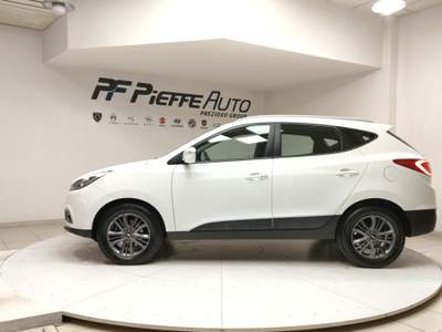 Hyundai ix35  -  2.0 crdi 4wd xpossible a/t Bianco usata Civitanova Marche