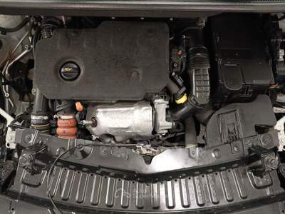 Opel Crossland  -  1.5 ecotec diesel 102 cv start&sto Bianco usata Civitanova Marche
