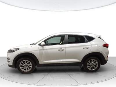 Hyundai Tucson  - tucson 1.7 crdi comfort Bianco usata Civitanova Marche