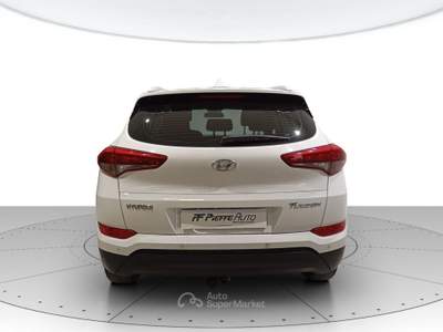 Hyundai Tucson  - tucson 1.7 crdi comfort Bianco usata Civitanova Marche