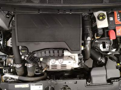 Peugeot 308  puretech turbo 130 s&s active Bianco usata Civitanova Marche