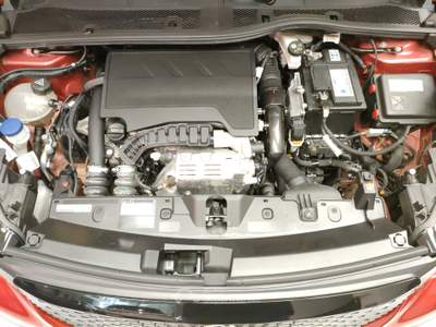 Peugeot 2008  - 2008 puretech 130 s&s allure Rosso usata Civitanova Marche