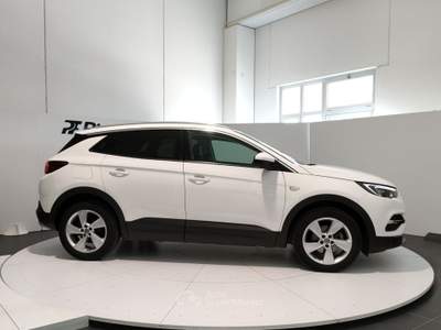 Opel Grandland  -  1.5 diesel ecotec start&stop innov Bianco usata Civitanova Marche