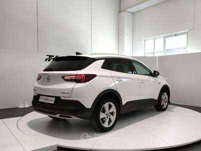 Opel Grandland  -  1.5 diesel ecotec start&stop innov Bianco usata Civitanova Marche