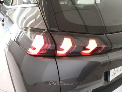 Peugeot 2008  puretech 100 s&s active pack Grigio usata Civitanova Marche
