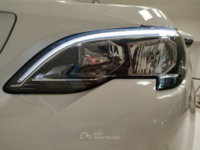 Peugeot 3008  - 3008 bluehdi 130 s&s allure Bianco usata Civitanova Marche
