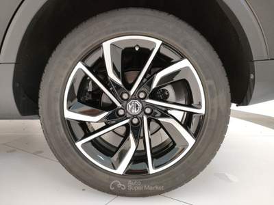 MG ZS  - zs 1.5 vti-tech luxury Nero usata Civitanova Marche