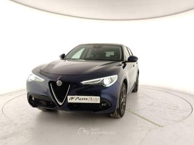 Alfa Romeo Stelvio  -  2.2 turbodiesel 210 cv at8 q4 executive Blu/Azzurro usata Civitanova Marche