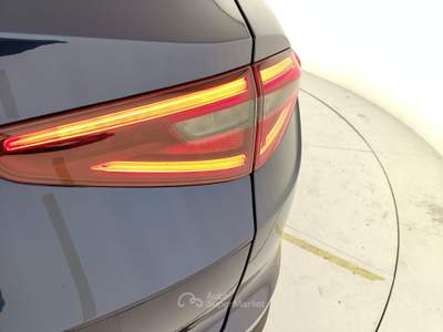 Alfa Romeo Stelvio  -  2.2 turbodiesel 210 cv at8 q4 executive Blu/Azzurro usata Civitanova Marche