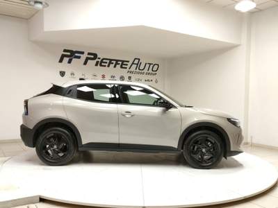 Alfa Romeo Junior   ibrida 1.2 136cvhybrid edct6 Beige usata Civitanova Marche
