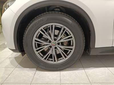 Alfa Romeo Stelvio  -  2.2 turbodiesel 160 cv at8 rwd business Bianco usata Civitanova Marche