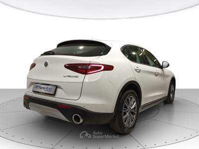 Alfa Romeo Stelvio  -  2.2 turbodiesel 160 cv at8 rwd business Bianco usata Civitanova Marche