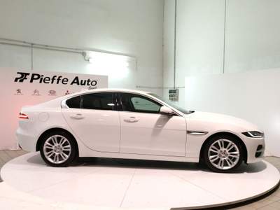 Jaguar XE  - xe 2.0 d 180 cv aut. s Bianco usata Civitanova Marche