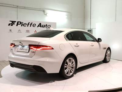 Jaguar XE  - xe 2.0 d 180 cv aut. s Bianco usata Civitanova Marche