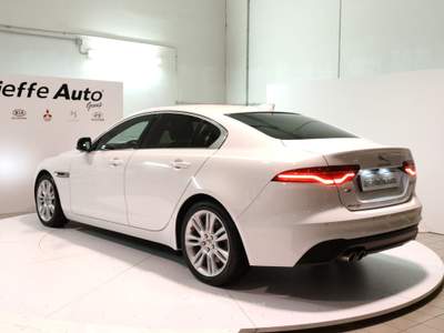 Jaguar XE  - xe 2.0 d 180 cv aut. s Bianco usata Civitanova Marche
