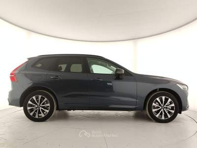 Volvo XC60  - xc60 b5 awd automatico plus dark Blu/Azzurro usata Civitanova Marche