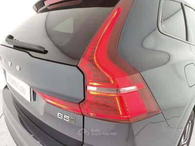 Volvo XC60  - xc60 b5 awd automatico plus dark Blu/Azzurro usata Civitanova Marche