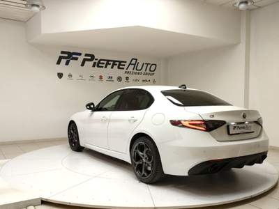 Alfa Romeo Giulia Giulia 2.2 turbodiesel 210 cv at8 awd q4 tributo italiano Bianco usata Civitanova Marche