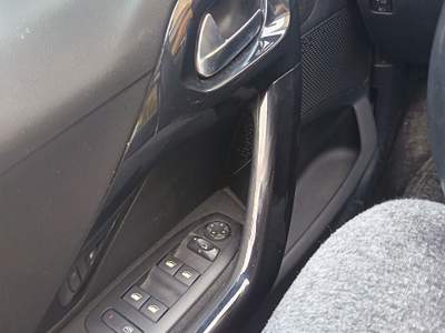 Peugeot 208 Tenuta sempre in garage pacchetto allure Bianco usata Bari