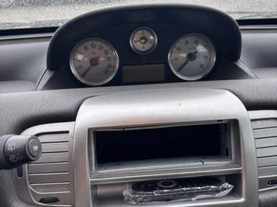 Lancia Ypsilon Argento neo patentato usata Livorno