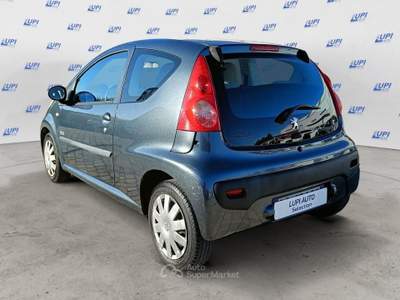 Peugeot 107 3p 1.0 12v Urban Move Nero usata Pistoia