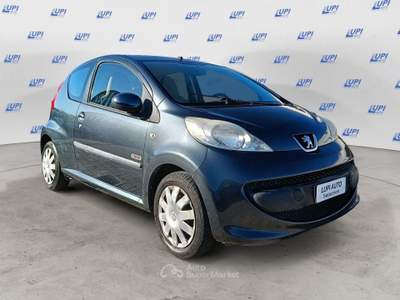 Peugeot 107 3p 1.0 12v Urban Move Nero usata Pistoia