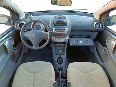 Peugeot 107 3p 1.0 12v Urban Move Nero usata Pistoia