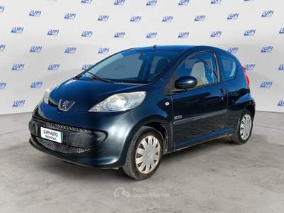 Peugeot 107 3p 1.0 12v Urban Move Nero usata Pistoia