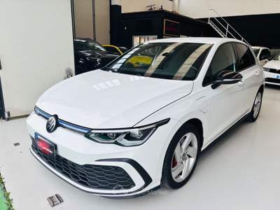 Volkswagen Golf Plug-In Hybrid DSG GTE 245 cv Bianco usata Rosta
