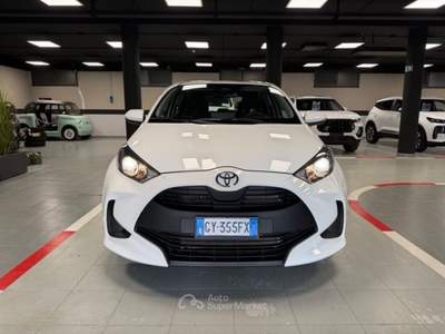 Toyota Yaris Yaris 1.5h Active Bianco usata Desenzano del Garda