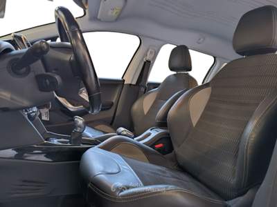 Peugeot 2008 1.2 BENZINA 110 HP ALLURE NEOPATENTATI Argento usata Udine