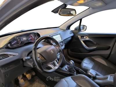 Peugeot 2008 1.2 BENZINA 110 HP ALLURE NEOPATENTATI Argento usata Udine