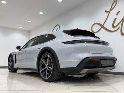 Porsche Taycan Taycan Sport Turismo 89kWh 4S Grigio usata Padova