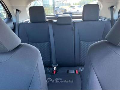 Toyota Yaris Cross KM 0 RATA MENSILE 281,00 EURO CON LA MAXI RATA  1.5H (116 CV) E-CVT Active Eco Argento usata Roma