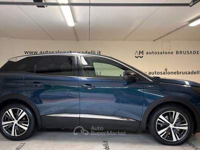 Peugeot 3008 Hybrid4 300 e-EAT8 Allure Pack 4WD Blu/Azzurro usata Galbiate