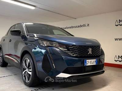 Peugeot 3008 Hybrid4 300 e-EAT8 Allure Pack 4WD Blu/Azzurro usata Galbiate