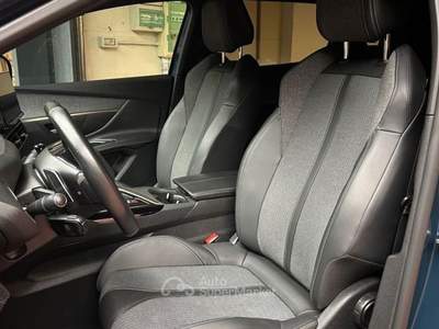 Peugeot 3008 Hybrid4 300 e-EAT8 Allure Pack 4WD Blu/Azzurro usata Galbiate
