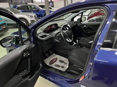 Peugeot 208 5 porte Allure Blu/Azzurro usata Torino