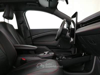 Ford Mustang Mustang Mach-E AWD Extended Premium 351 CV Bianco usata Roma