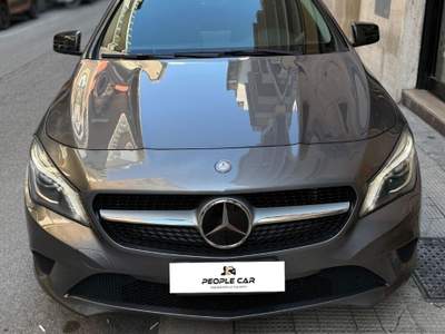 Mercedes-Benz CLA Mercedes CLA 200 d s.w. 136cv Grigio usata Bari
