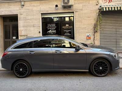Mercedes-Benz CLA Mercedes CLA 200 d s.w. 136cv Grigio usata Bari